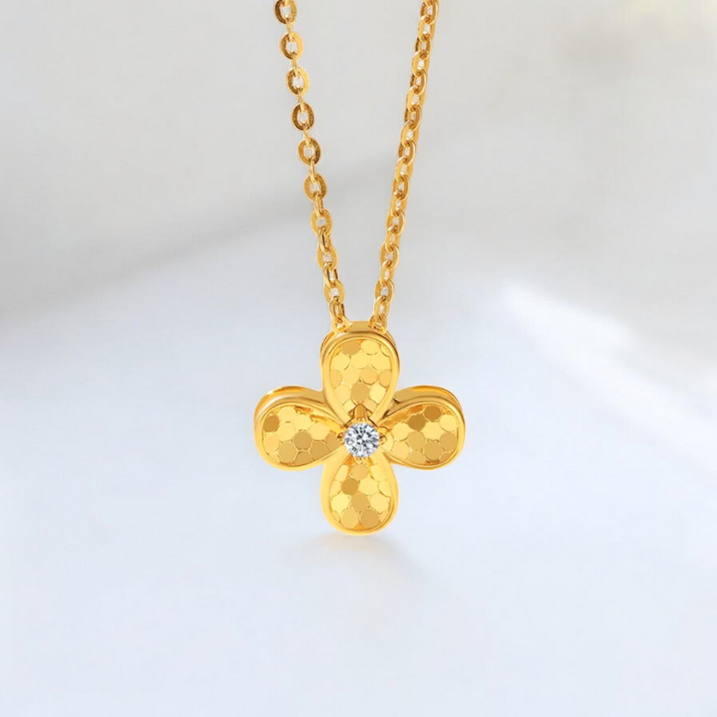 18K Pure Gold Sparkling Diamond Clover Leaf Lucky Pendant