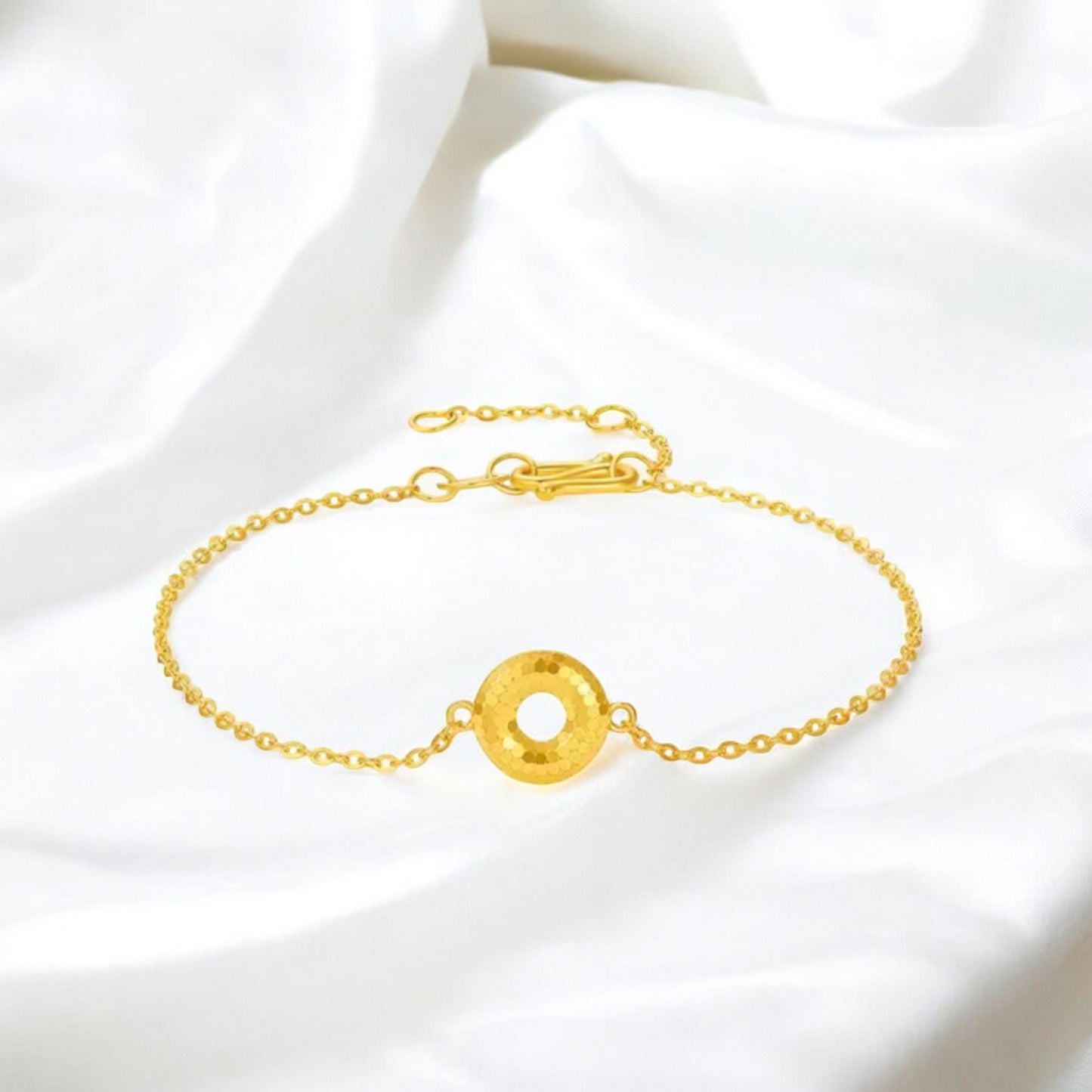 24K 5G 999 Gold Sparkling Round Charm Bracelet