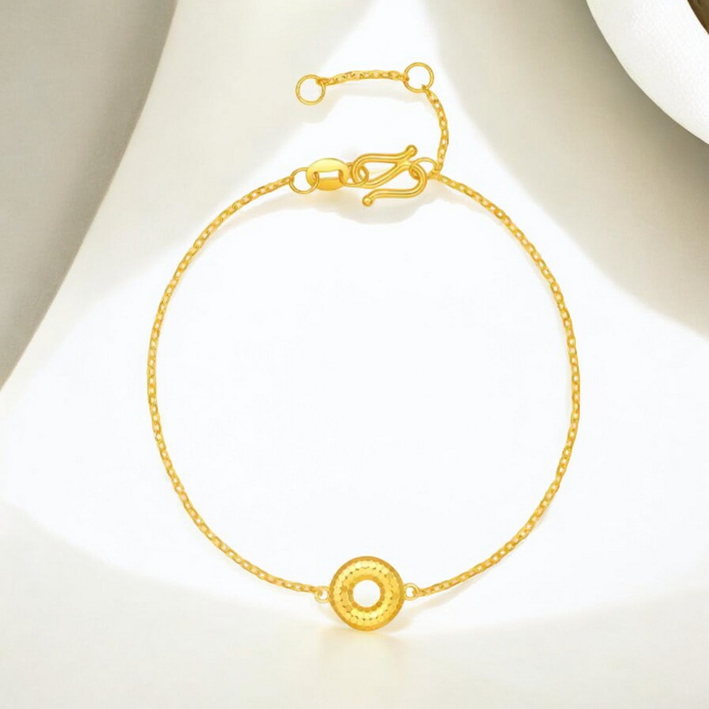 24K 5G 999 Gold Sparkling Round Charm Bracelet