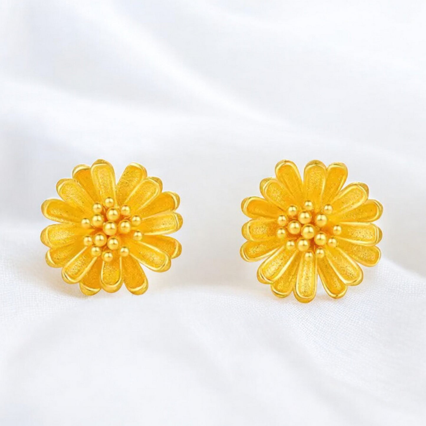 24K 5G Gold Chrysanthemum Daisy Flower Stud Earrings