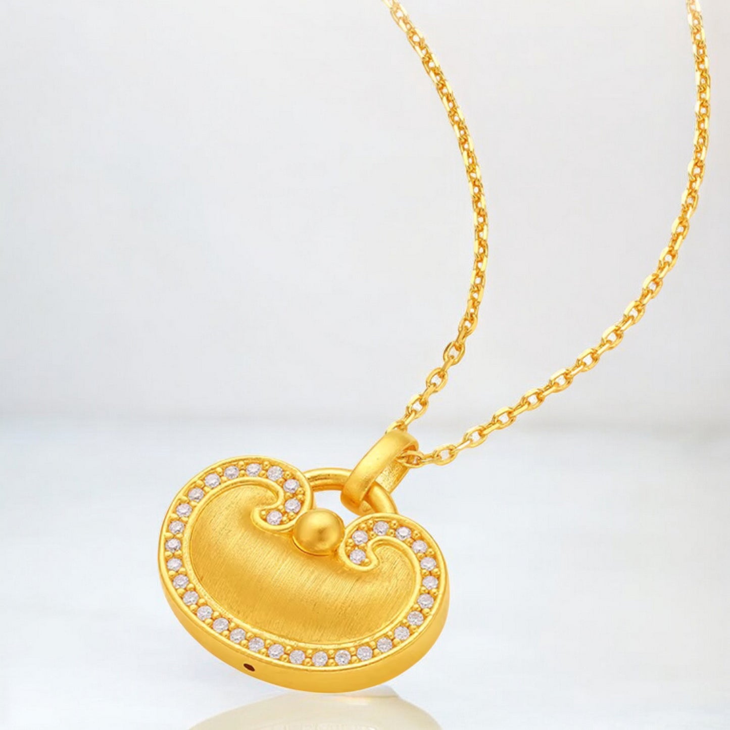 24K 999 5D Gold Lucky Diamond Auspicious Cloud Lock Pendant