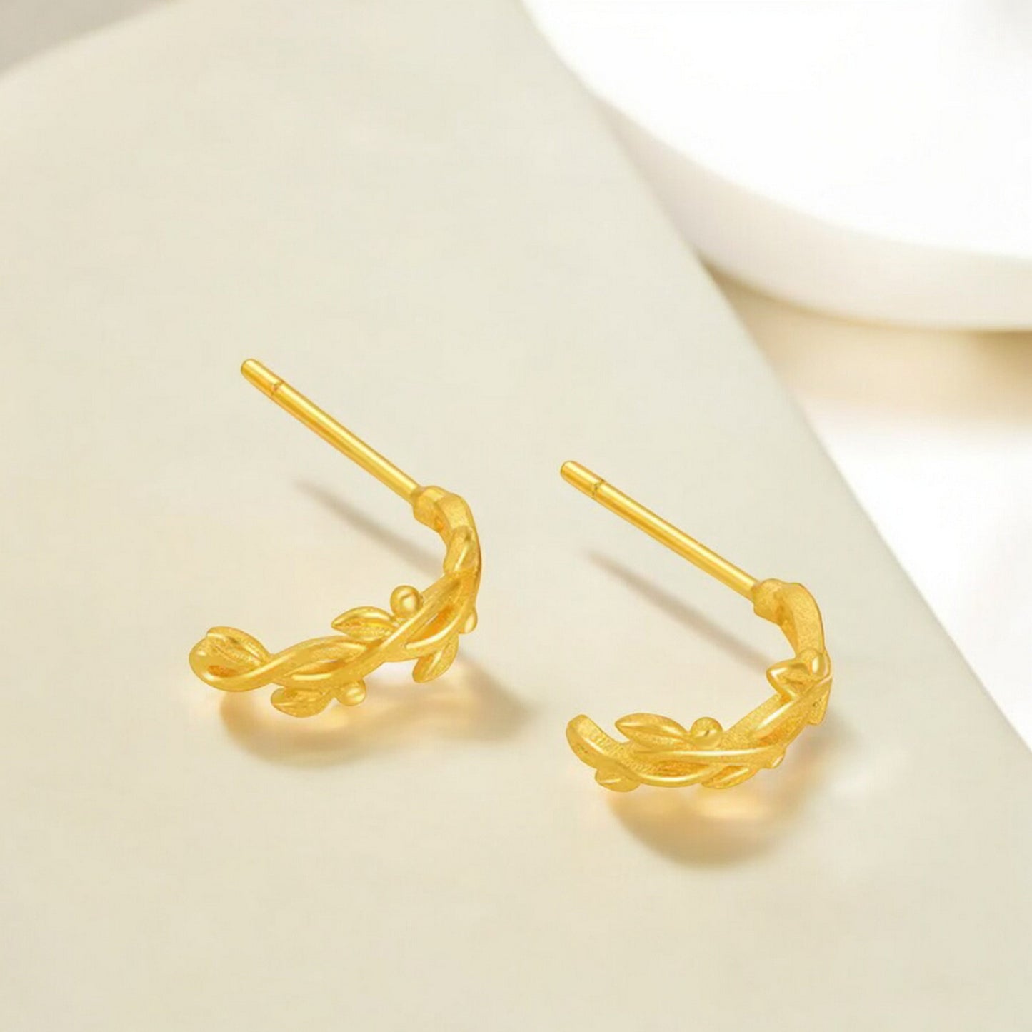 24K 5G Gold Leaf Stud Earrings