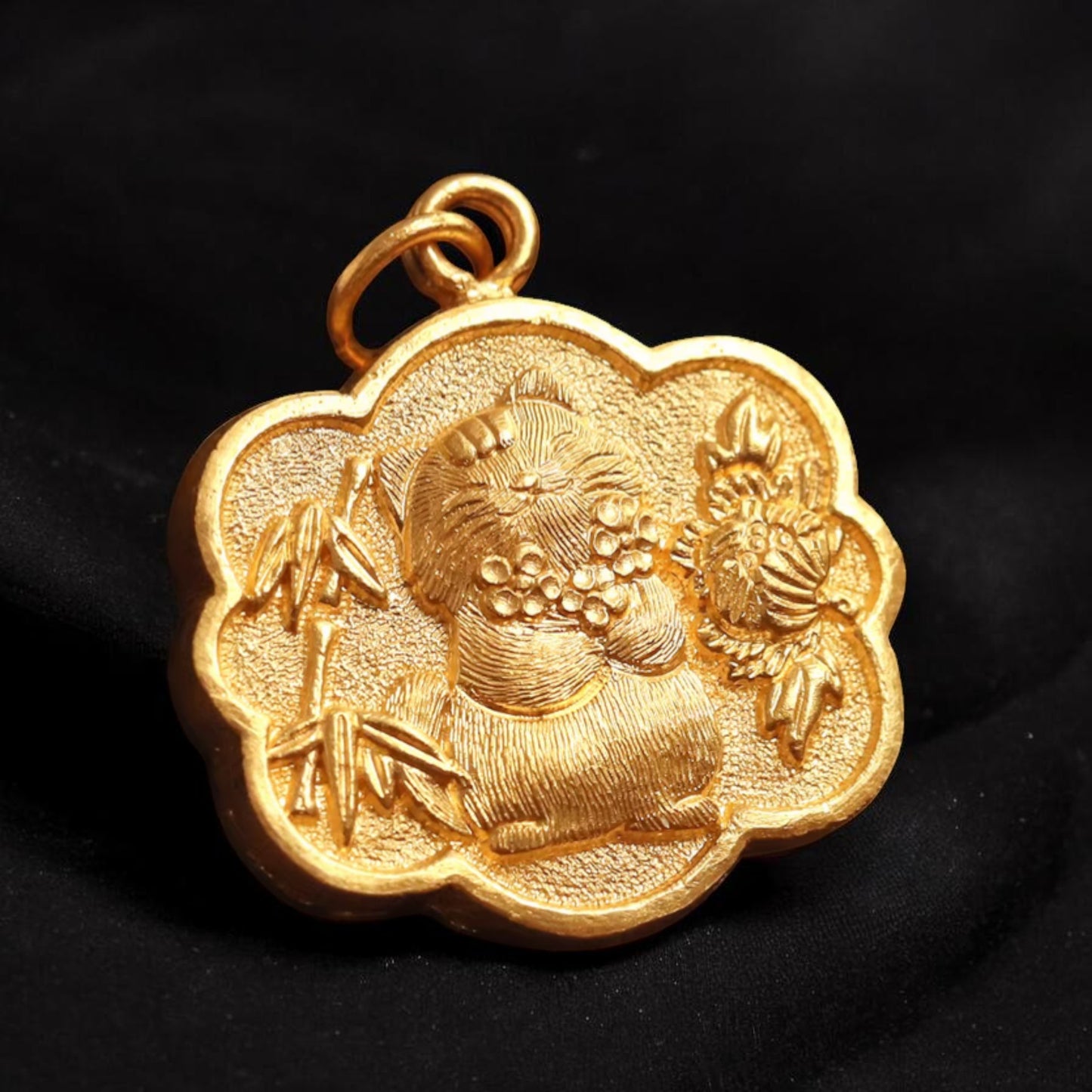 24K 999 Gold Engraved Cat Kitty Double Side Pendant