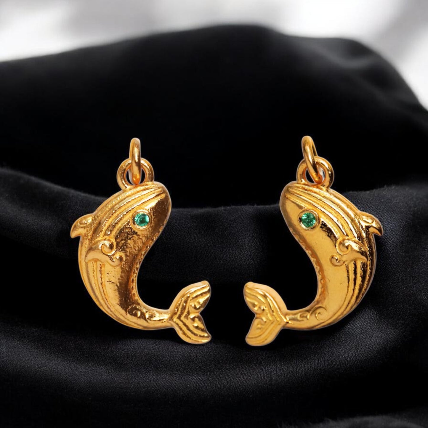 24K 999 Gold Detailed Zircon Whale Pendant D.I.Y Charm Accessories