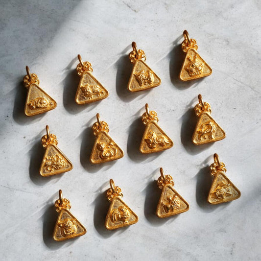 24K 999 Gold Mini Engraved Chinese Zodic Birth Year Animal Triangle D.I.Y Charm