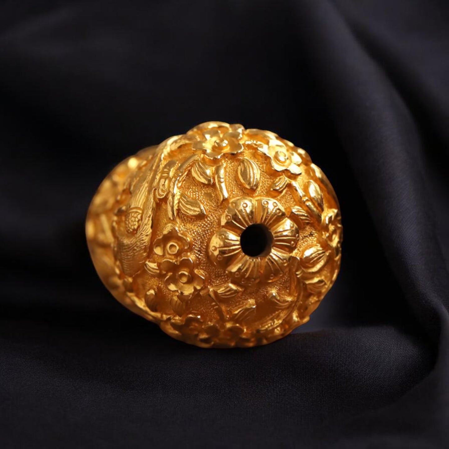 24K 999 Gold Engraved Magpie Cherry blossom Auspicious Gourd Pendant