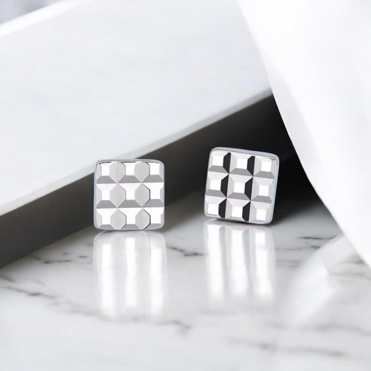 Pt950 Minimal Square Round Stud Earrings