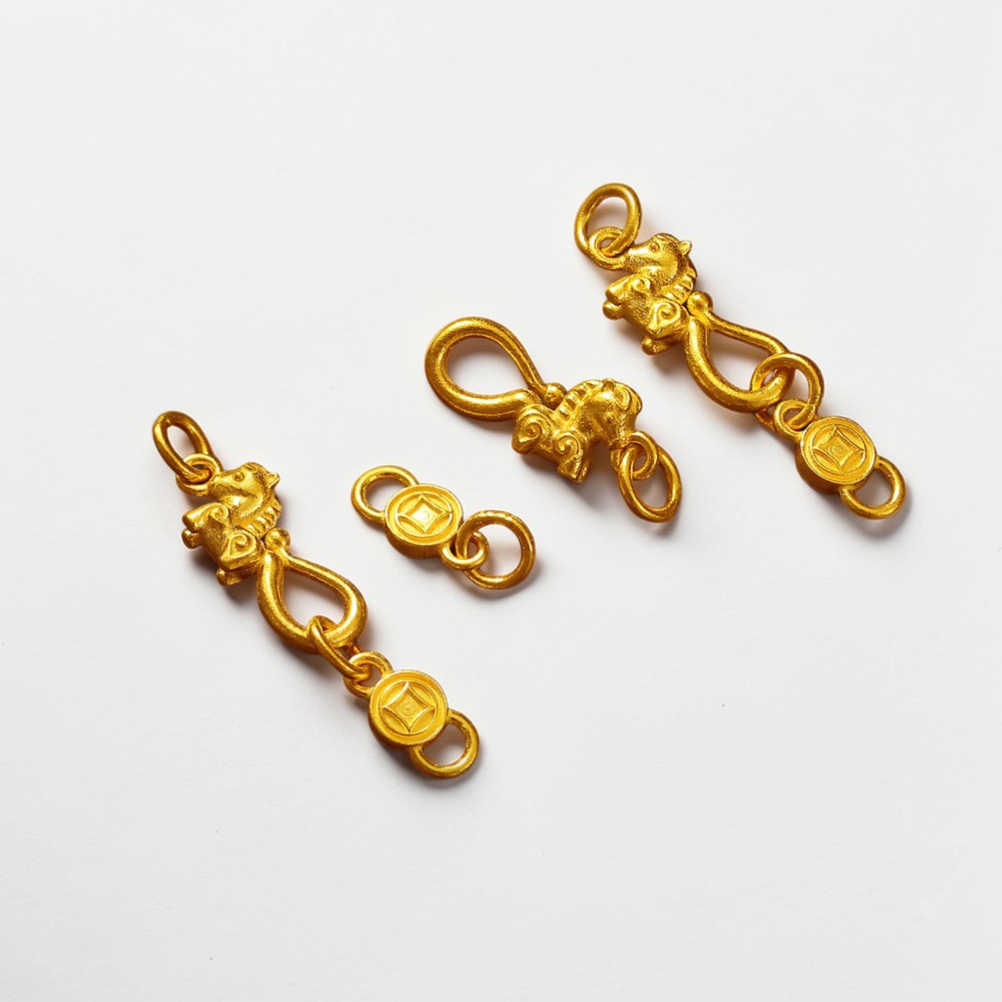 24K Gold D.I.Y Universal Connector Zodiac Horse Hook Clasp