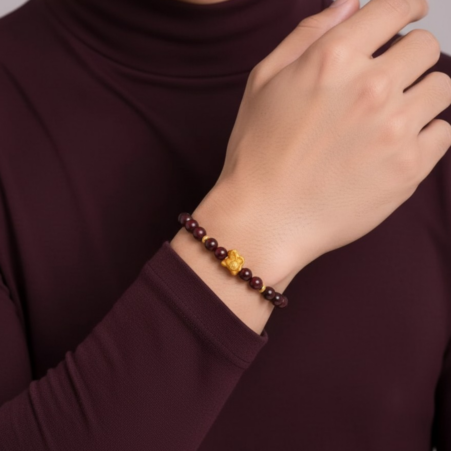 24k 999 5D Hard Gold Zodiac Chinese Horse Charm with Red Sandalwood Beads Bracelet