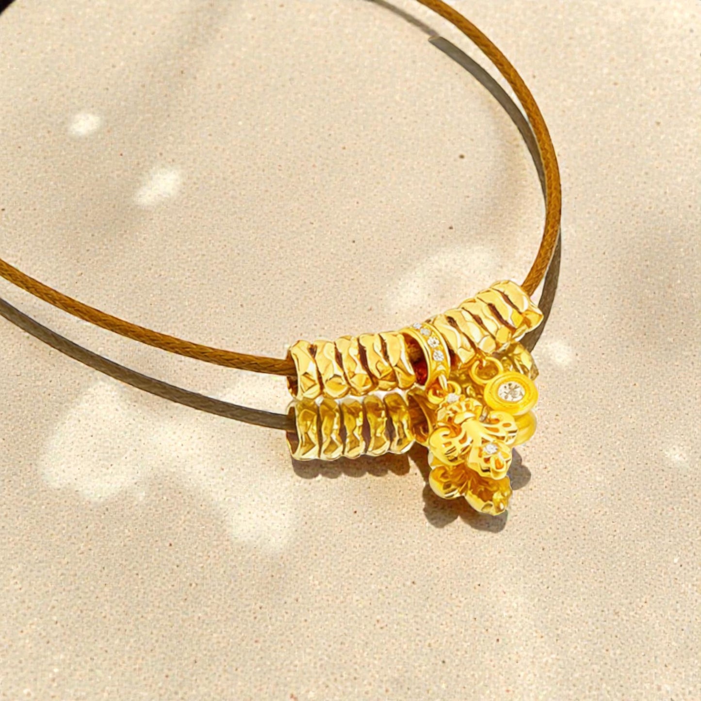 24k 999 Fine Gold Fleur de Lis Iris Charms Necklace