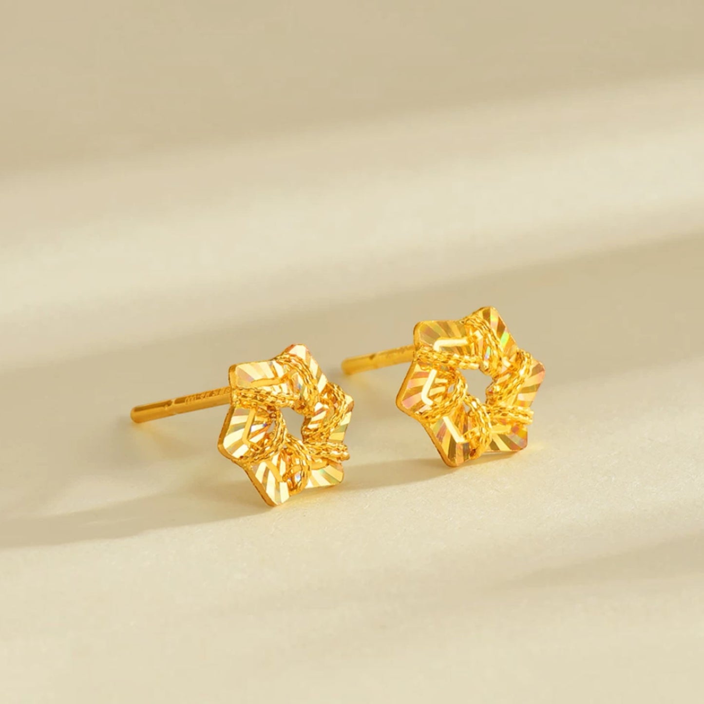 Radiant 24k Star Snowflake 5G Gold Stud Earrings