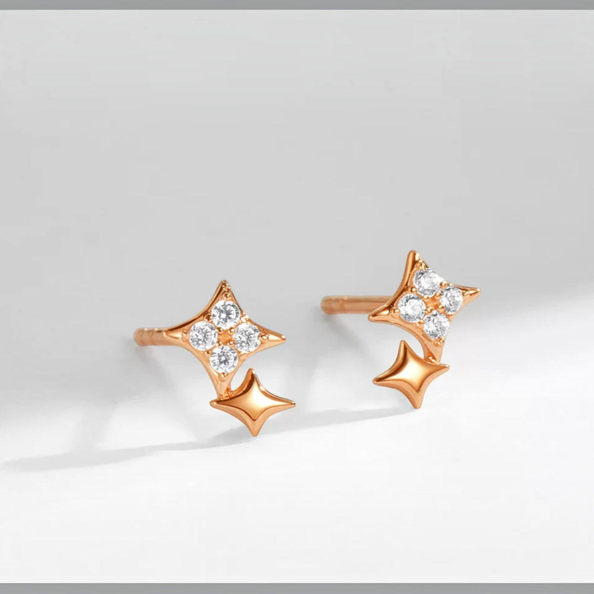 18K Fine Rose Gold Star Starlight Moissanite Stud Earrings