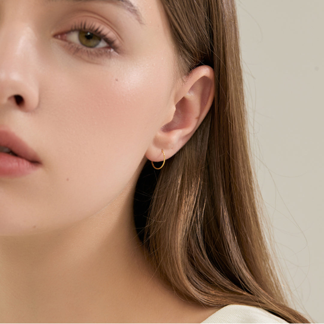 Small Hoop 18k Gold Twisted Plain Minimal Earrings
