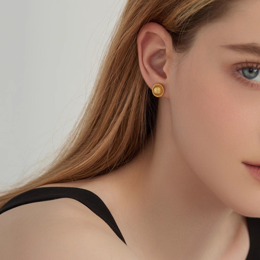 18K Gold Earrings Retro Vintage Round Style Rococo Stud Earrings