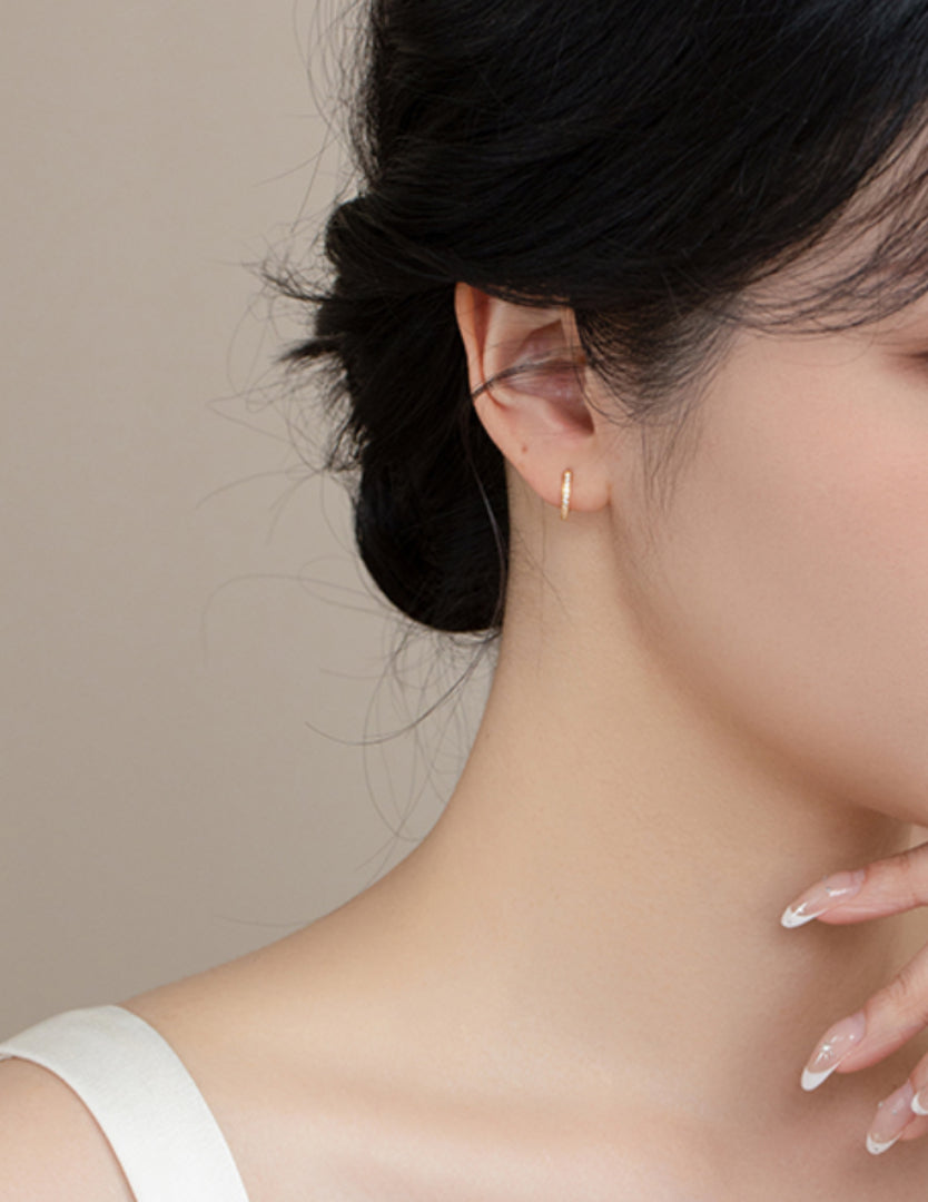 18k Real Gold Zircon Hoop Minimal Minimalist Style Earrings - Gypsophila Co.