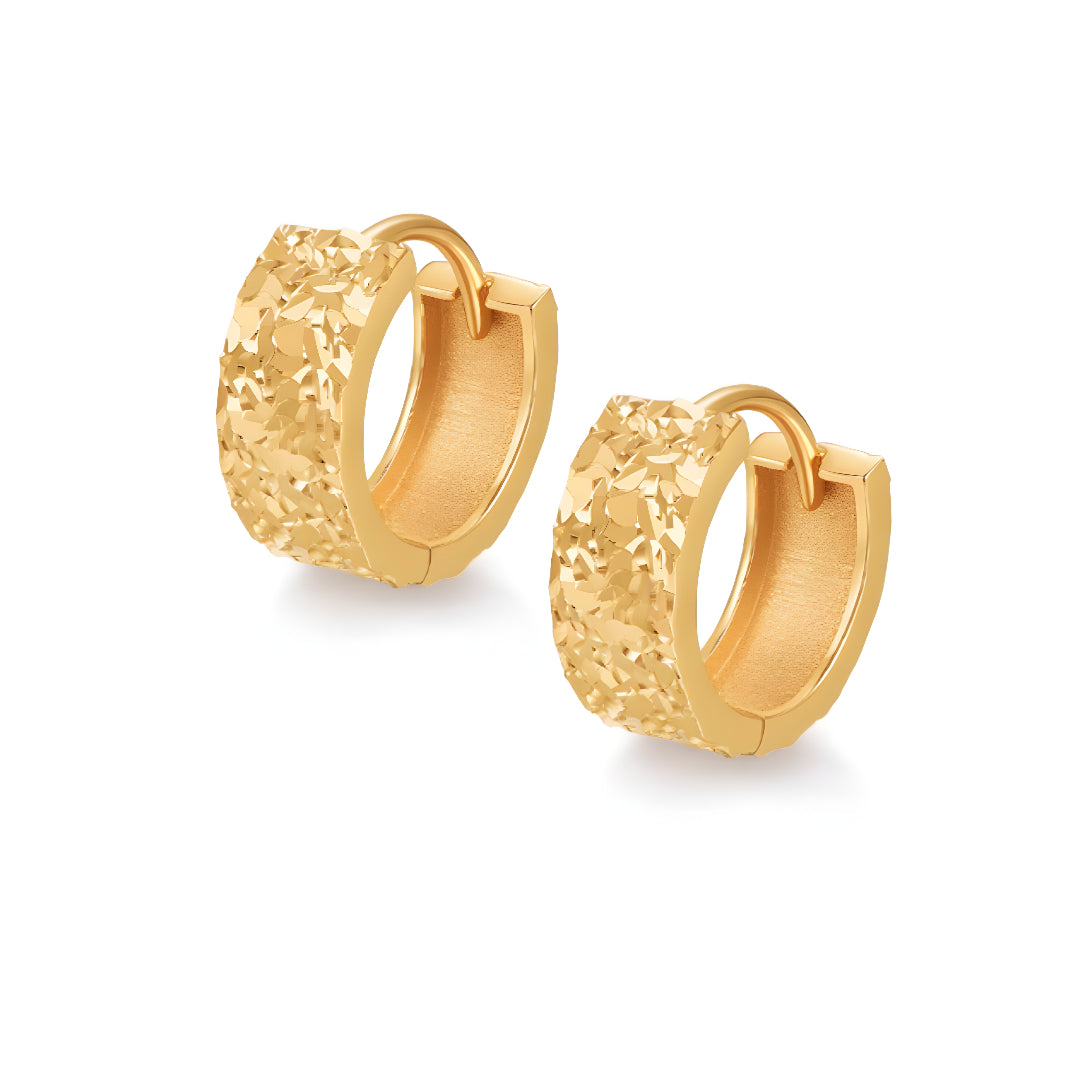 Gypsophila 18K Gold Sparkle Luxurious Hoop Earring