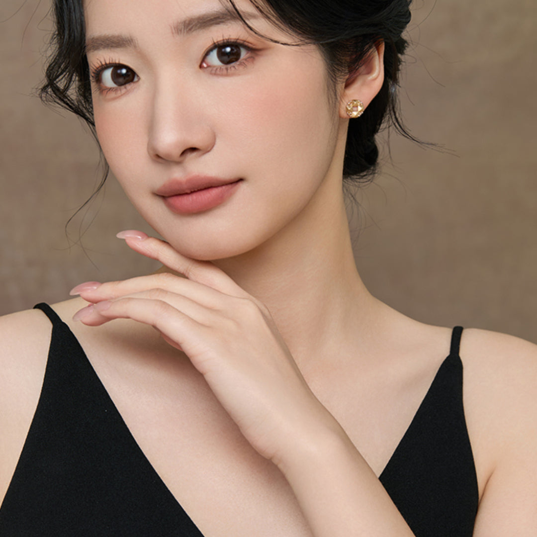 18K Real Gold Retro two-tone Lattice button Stud Earrings - Gypsophila Co.