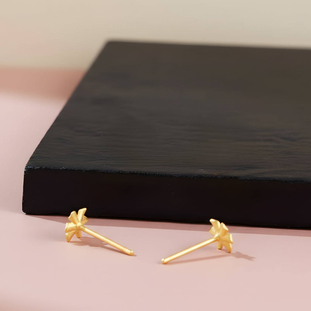 24K Solid 999 Gold Hand-Carved Craft Daisy Flower or Lily Flower Stud Earrings