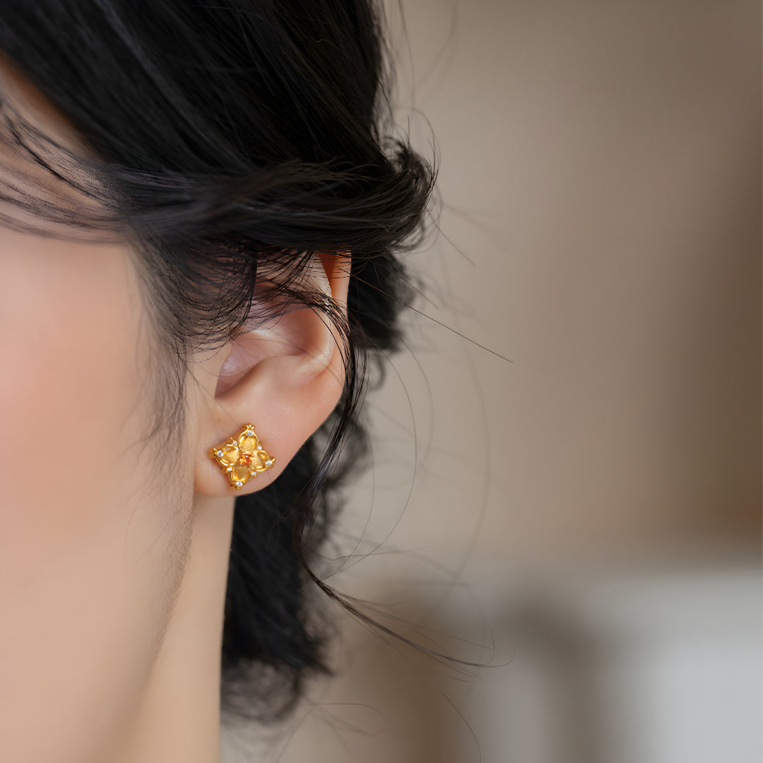 24K Pure Gold Flower 5D Retro Style Stud Earrings - Gypsophila Co.