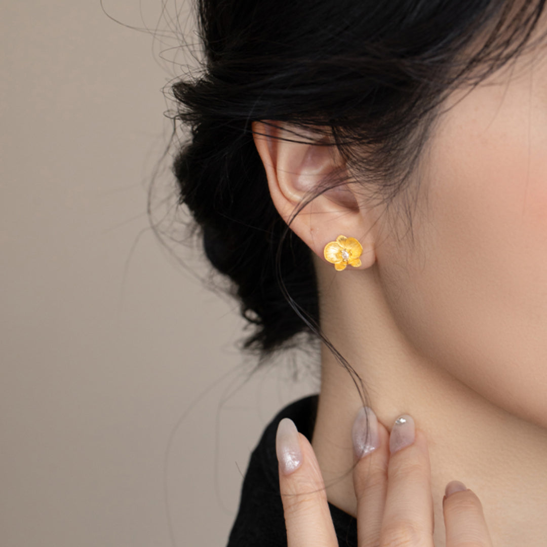 24k Pure Gold Phalaenopsis Orchid Flower Stud Earrings - Gypsophila Co.