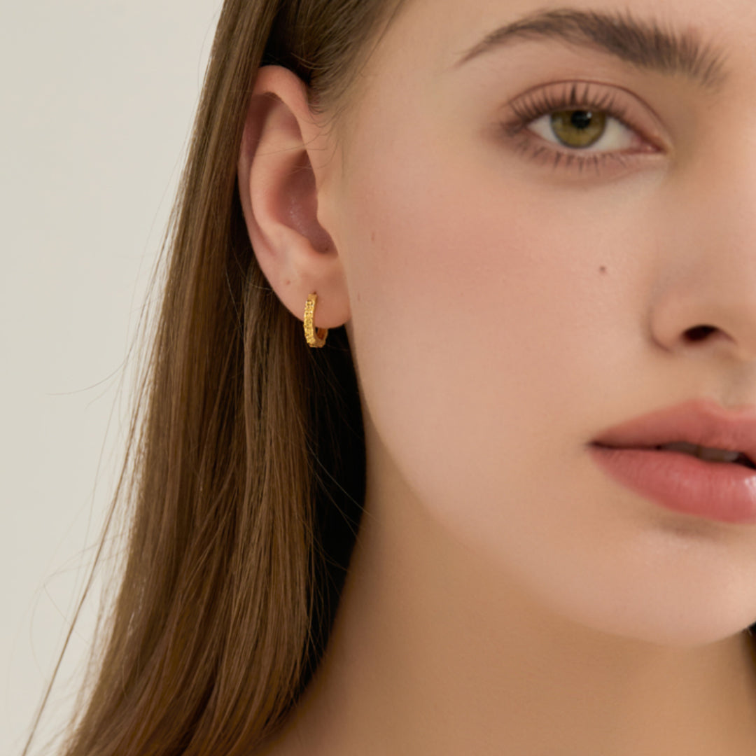 18K Real Gold Shinning Minimal Hoop Earrings