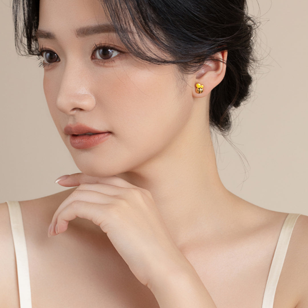 24K Real Gold Cute Playful Flower and Honey Bee Asymmetrical Stud Earrings - Gypsophila Co.