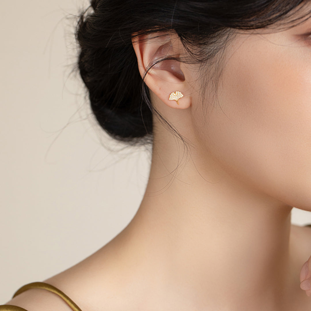 28k Pure Gold Ginkgo biloba Leaf Stud Earrings - Gypsophila Co.
