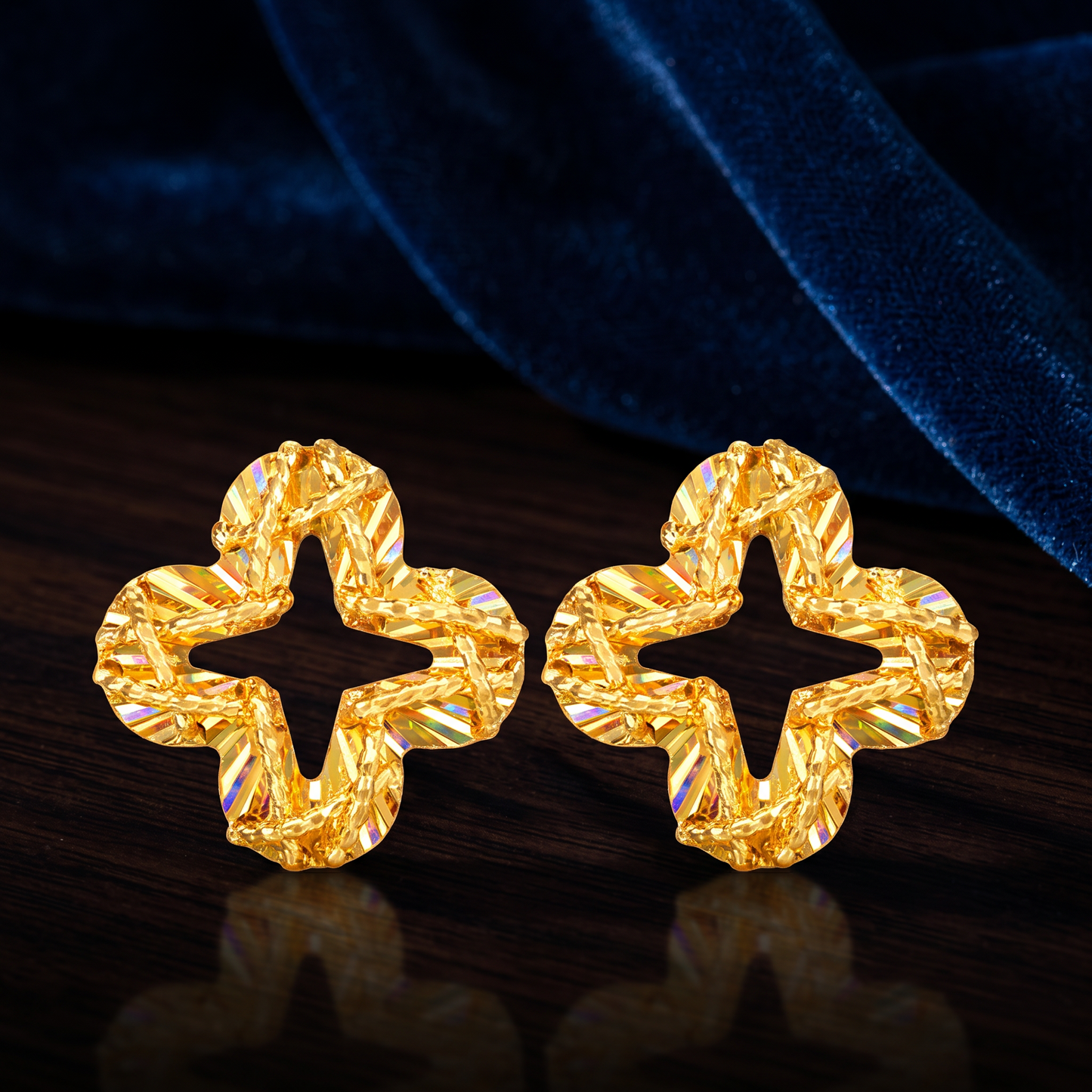 Radiant 24k Lucky Clover 5G Gold Stud Earrings