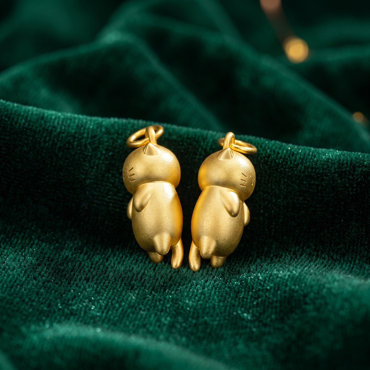 24K 999 Gold Kitten Cute Cat Sleeping Charm D.I.Y Pendant