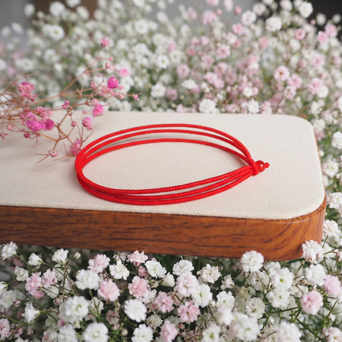 Handwoven Red String Bracelet Vajra Knot Lucky Bracelet Men & Women Couple Cord Gift