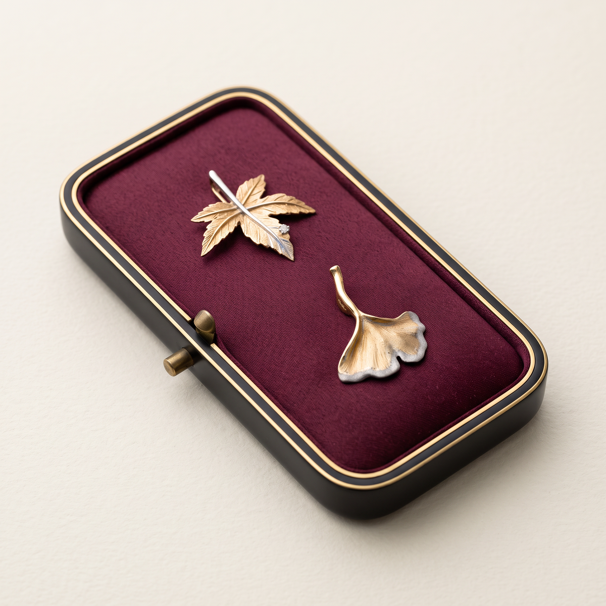 18K Gold White Gold Two-Tone Ginkgo Leaf Pendant Diamond Unique Design for Holiday Christmas