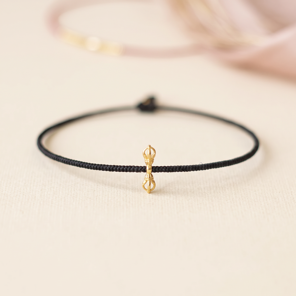 18K Gold Vajra Knot Charm Red Cord Adjustable Luck Unisex Bracelet