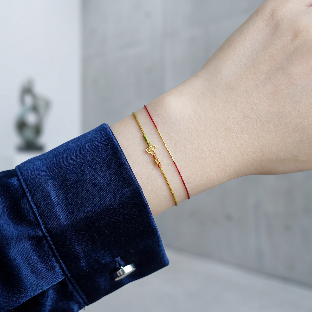 24k 999 Gold Ruyi Luck Charm Ultra Thin Cord Adjustable Unisex Bracelet