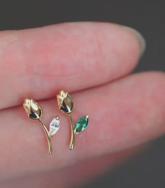 14K Gold Minimal Dainty Zircon Tulip Flower Pendant