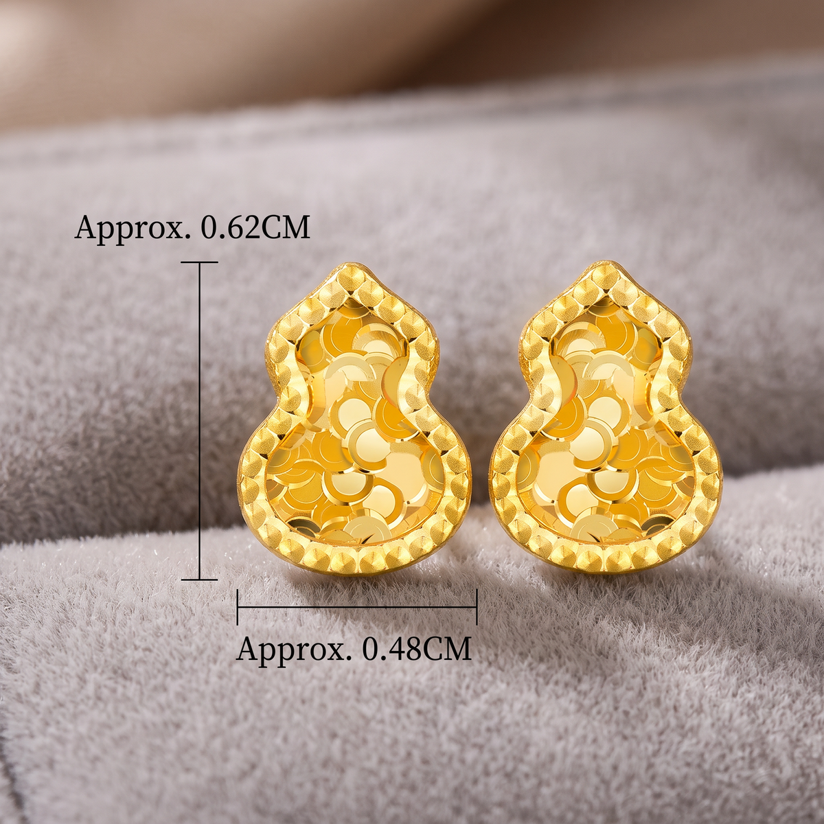 18K Fine Gold Shimmer Gourd Stud Earrings